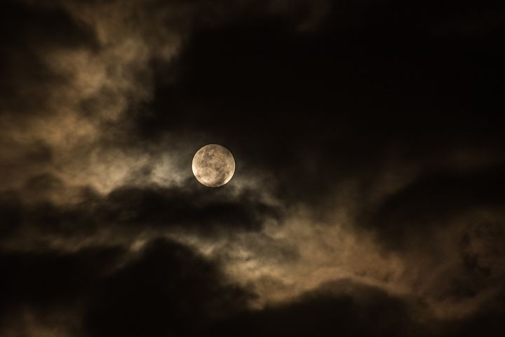 Kann der Vollmond den Babyschlaf beeinflussen?